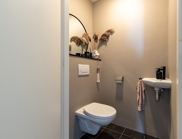 Medium property photo - Hoofdweg 1195A, 2151 MG Nieuw-Vennep